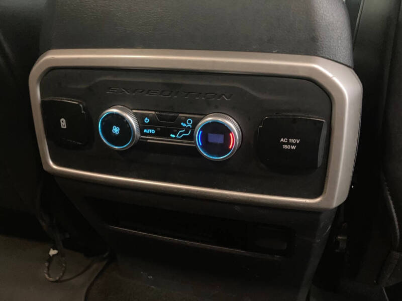 2023 Ford Expedition MAX XLT