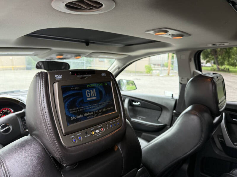 2011 GMC Acadia Denali
