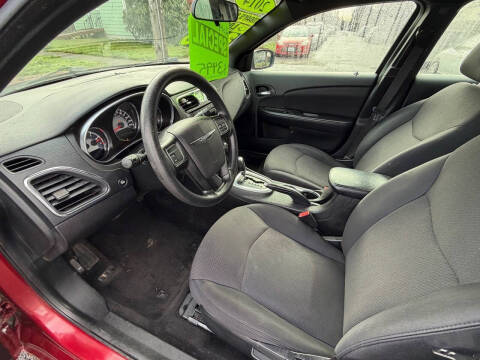 2014 Chrysler 200 LX