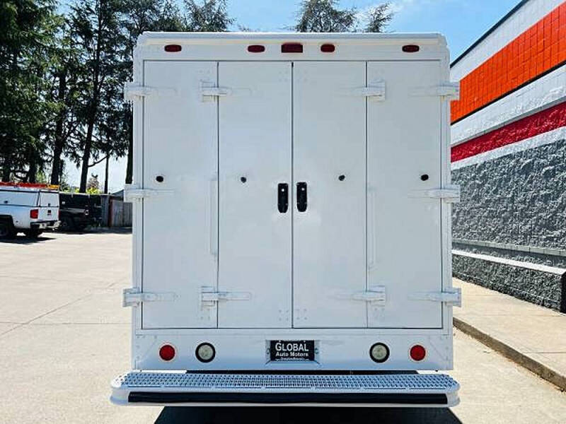2006 Freightliner MT45 Chassis