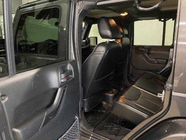 2017 Jeep Wrangler Unlimited Smoky Mountain