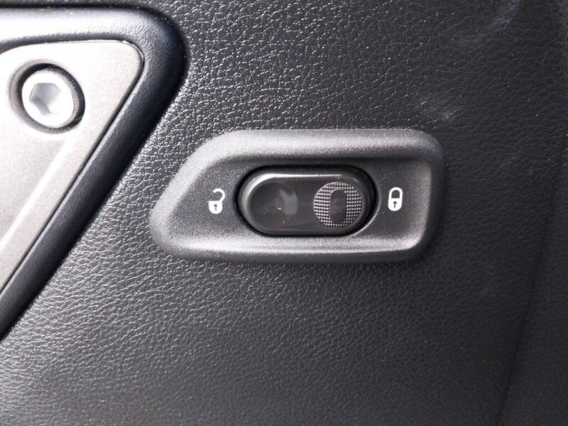 2017 Jeep Wrangler Willys Wheeler