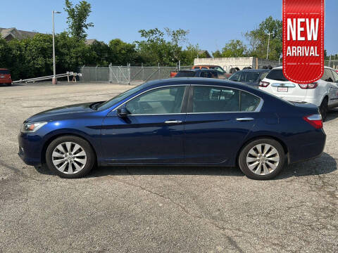 2013 Honda Accord for sale at Auto Center of Columbus in Columbus OH