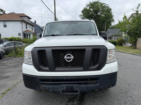 2013 Nissan NV 1500 S