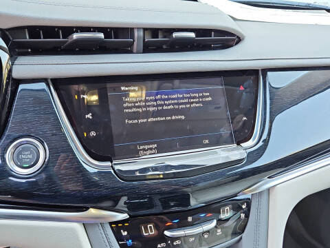 2025 Cadillac XT6 Premium Luxury