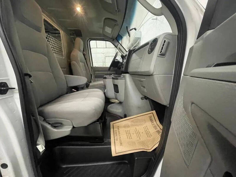 2014 Ford E-Series E-250