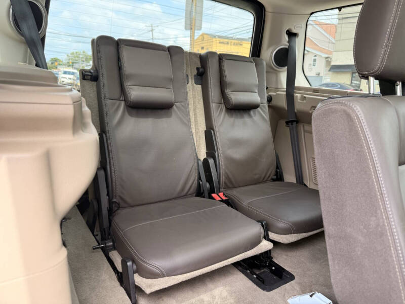 2015 Land Rover LR4 HSE LUX