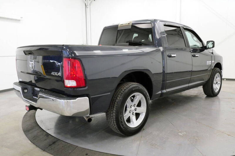 2017 RAM 1500 SLT