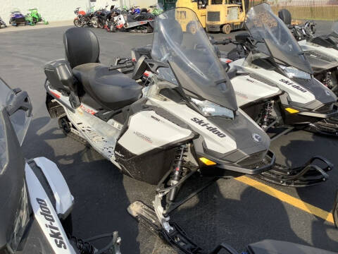 2020 Ski-Doo Grand Touring Sport Rotax®