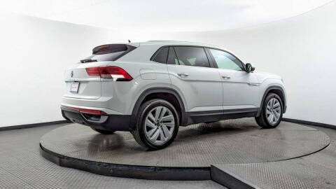 2023 Volkswagen Atlas Cross Sport SE