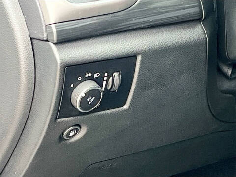 2020 Jeep Grand Cherokee Laredo E