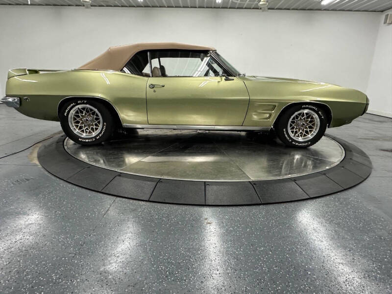 1969 Pontiac Firebird