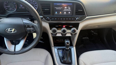 2019 Hyundai Elantra