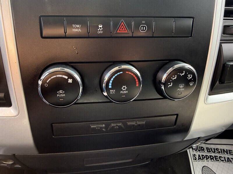 2012 RAM 1500 SLT
