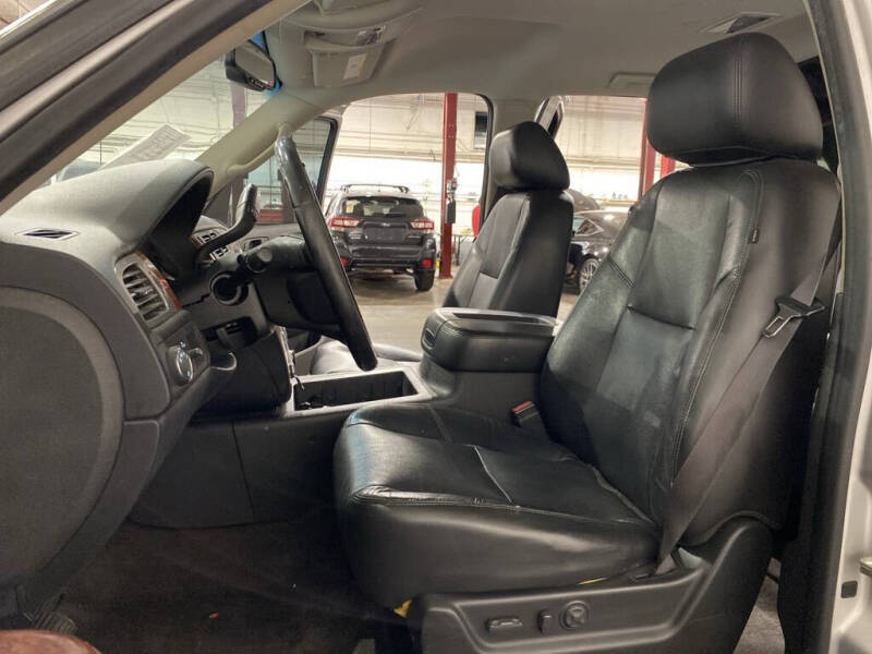 2010 Chevrolet Avalanche LTZ