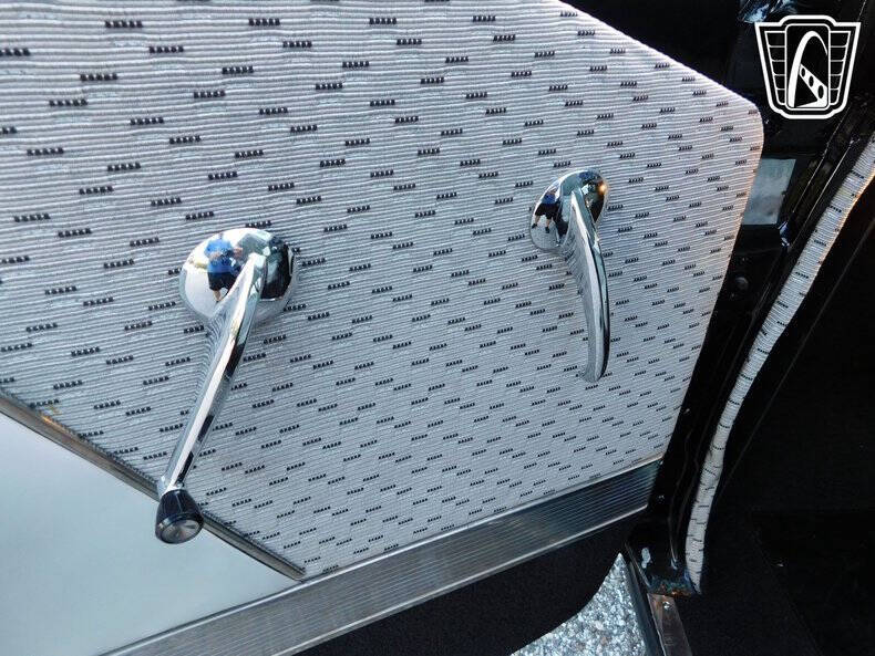 1957 Packard Clipper