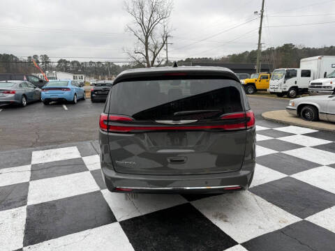 2023 Chrysler Pacifica Touring L
