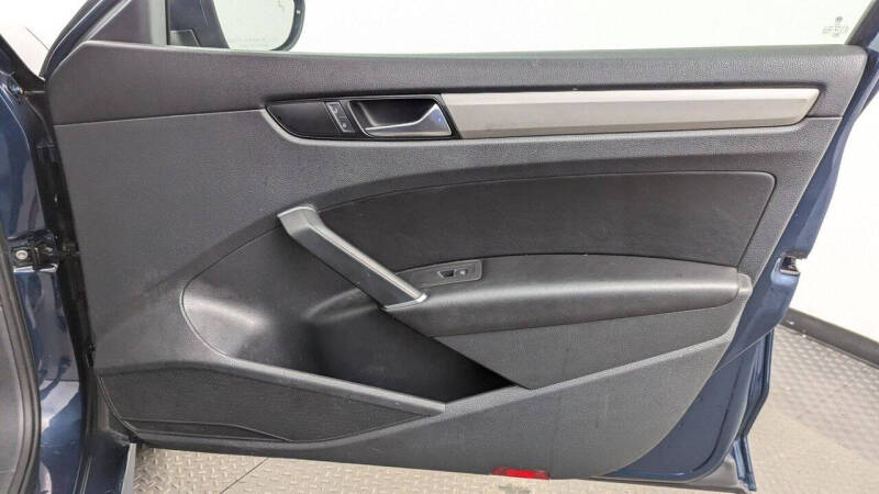 2022 Volkswagen Passat SE