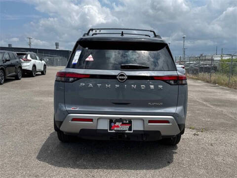 2025 Nissan Pathfinder Platinum