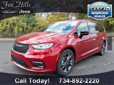 2026 Chrysler Pacifica Select