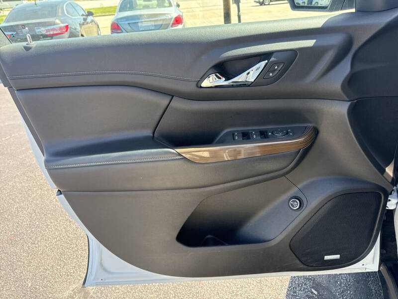 2019 GMC Acadia SLE-2