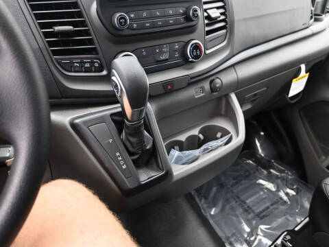 2025 Ford Transit