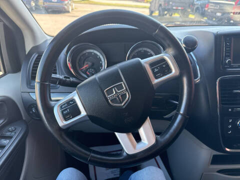 2012 Dodge Grand Caravan American Value Package