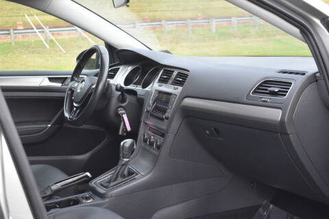 2015 Volkswagen Golf TSI S