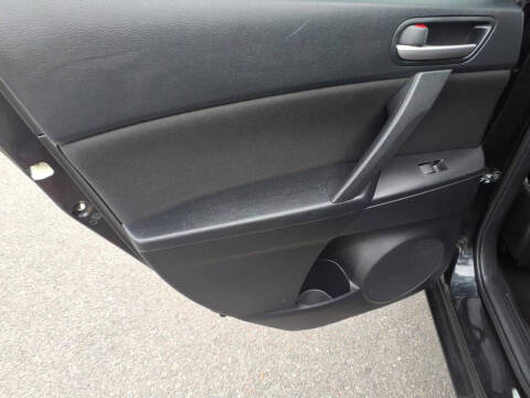 2013 Mazda MAZDA3 i SV