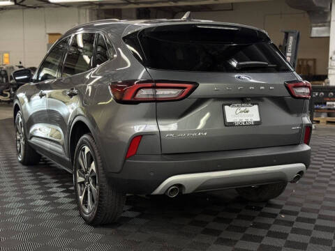 2024 Ford Escape Platinum