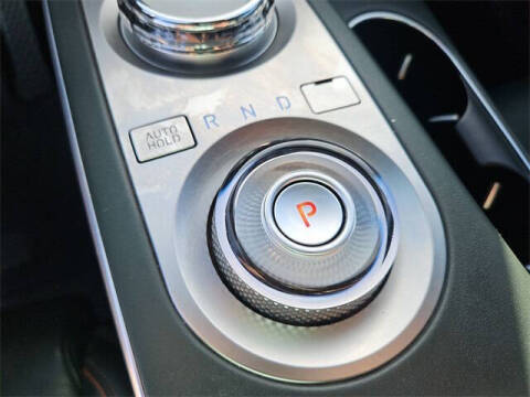 2022 Genesis GV70 2.5T Standard