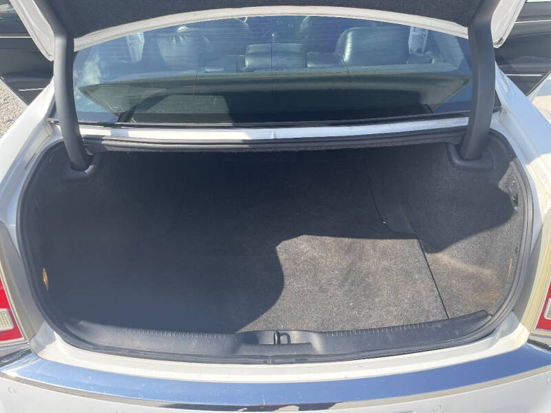 2011 Chrysler 300 Limited