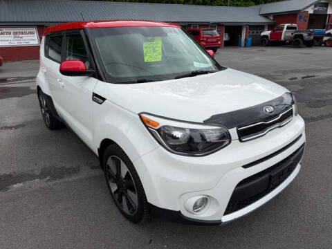 2017 Kia Soul +