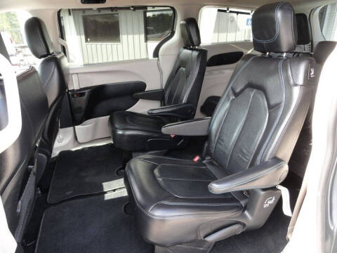 2021 Chrysler Pacifica Touring L