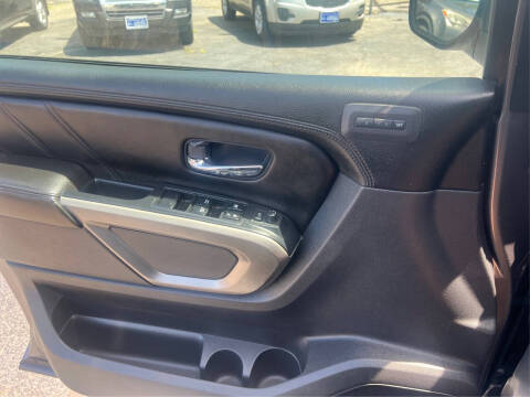 2015 Nissan Armada
