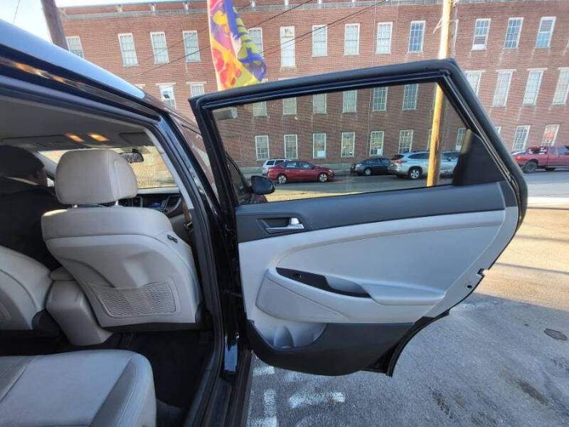 2018 Hyundai Tucson SE