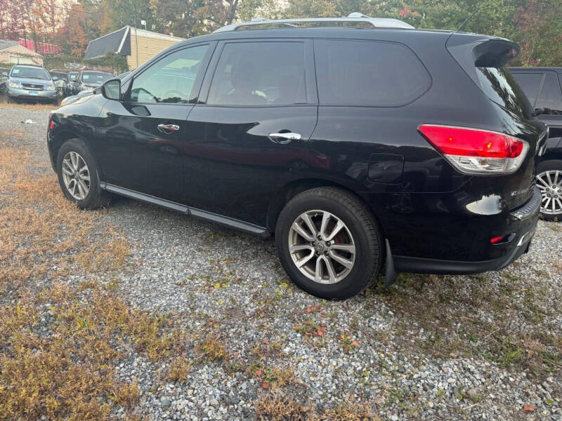 2015 Nissan Pathfinder SV