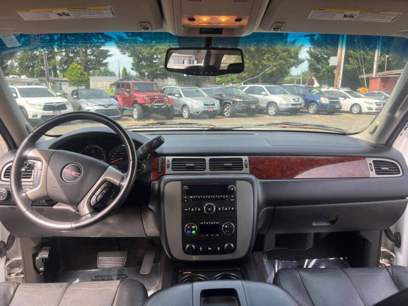 2014 GMC Yukon XL SLT