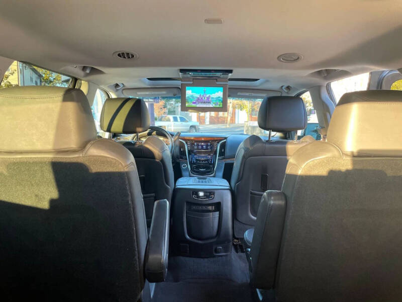 2017 Cadillac Escalade Premium Luxury