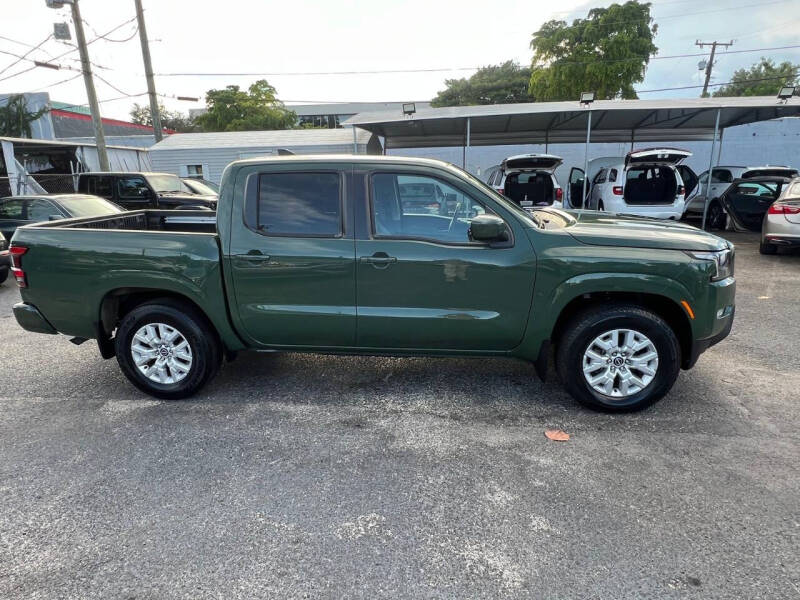 2023 Nissan Frontier SV