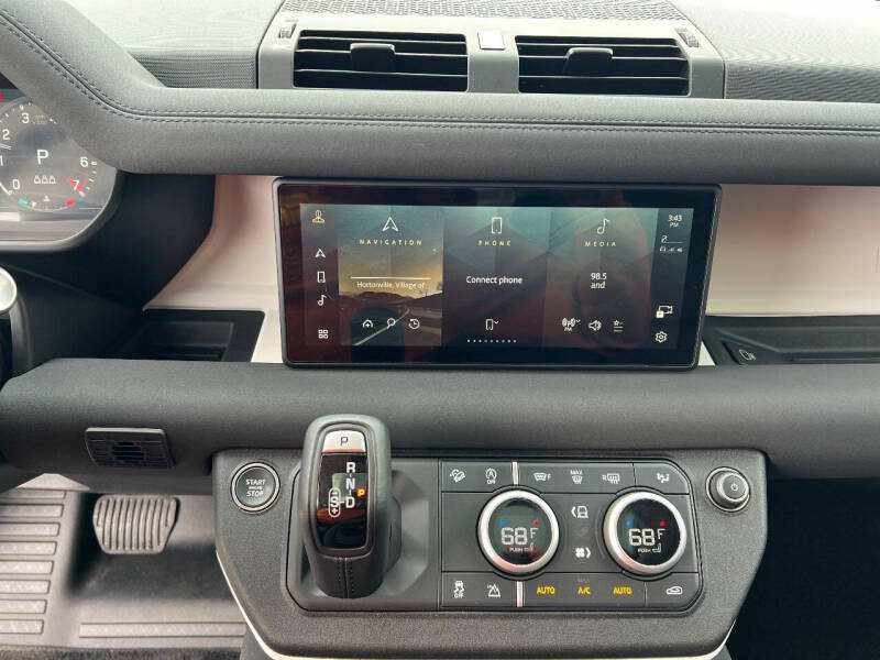 2023 Land Rover Defender 90 S