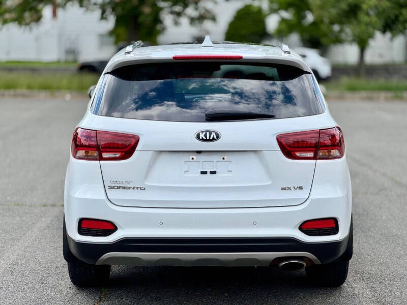 2019 Kia Sorento EX Sport