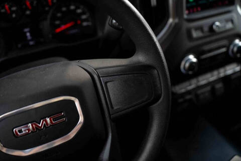 2025 GMC Sierra 2500HD Pro