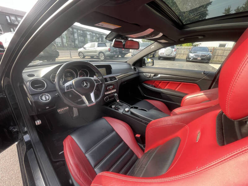 2012 Mercedes-Benz C-Class C 63 AMG