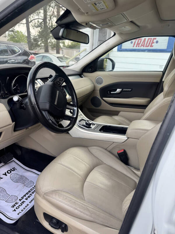 2017 Land Rover Range Rover Evoque SE