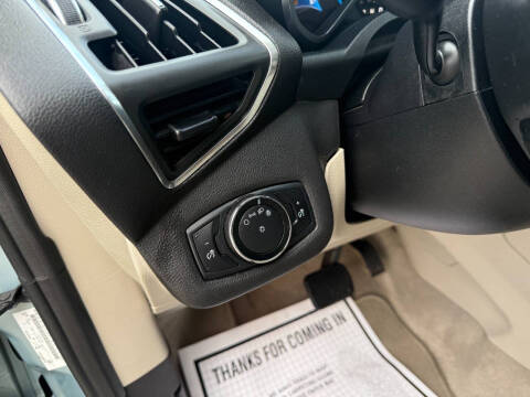2013 Ford C-MAX Hybrid SE