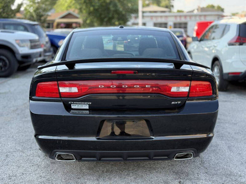 2014 Dodge Charger SXT