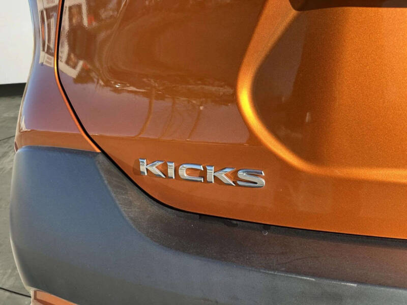 2018 Nissan Kicks SR