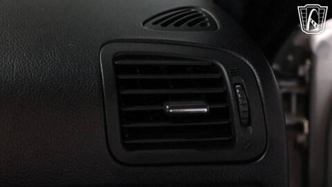 2004 Ford Thunderbird Deluxe