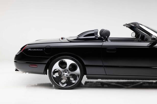 2002 Ford Thunderbird Deluxe